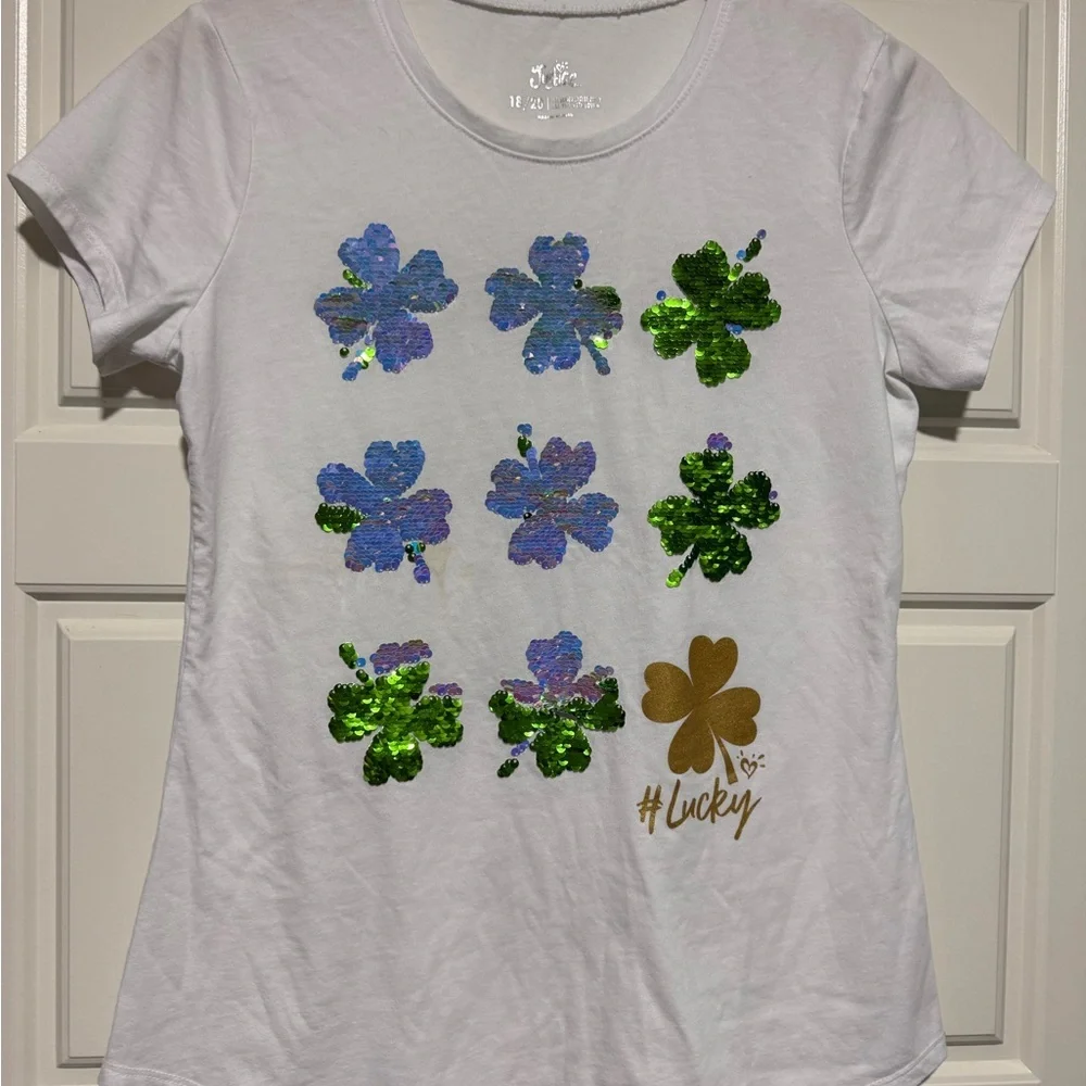Justice Lucky ☘️ 4 leaf clover flip sequin shirt 18/20 plus st. Patrick’s day